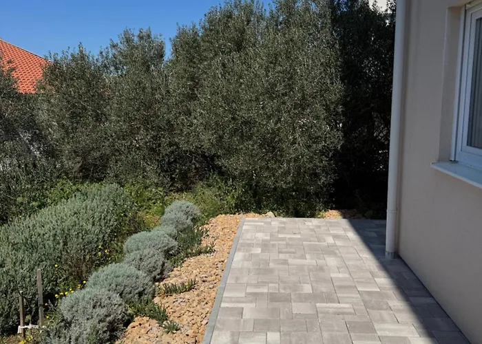 Twenty2-Punat Apartments